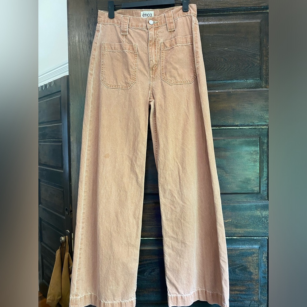 Wide leg pants
